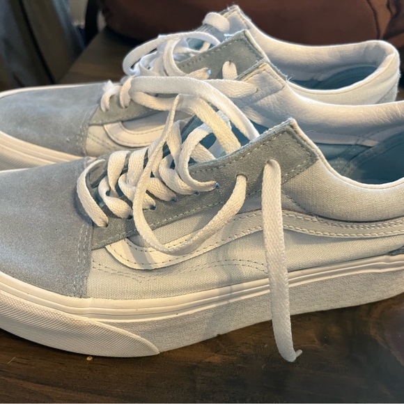 Vans old skool sneakers Blue and White skate shoes. Mens 8.5. Womens 10. - Picture 2 of 5